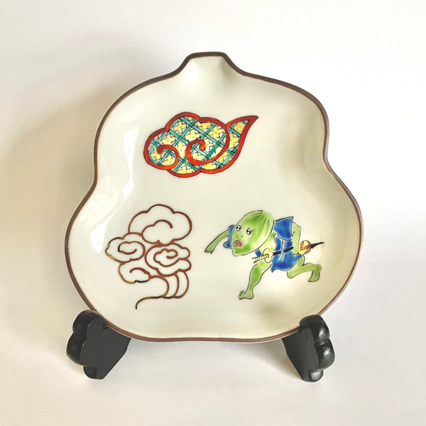 Japanese monster pattern plate (cucumber monster)