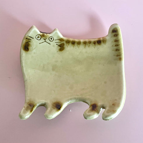 ねこ小皿(茶トラ)