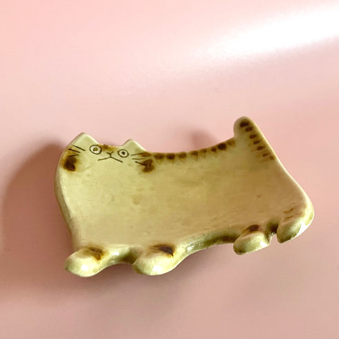 ねこ小皿(茶トラ)
