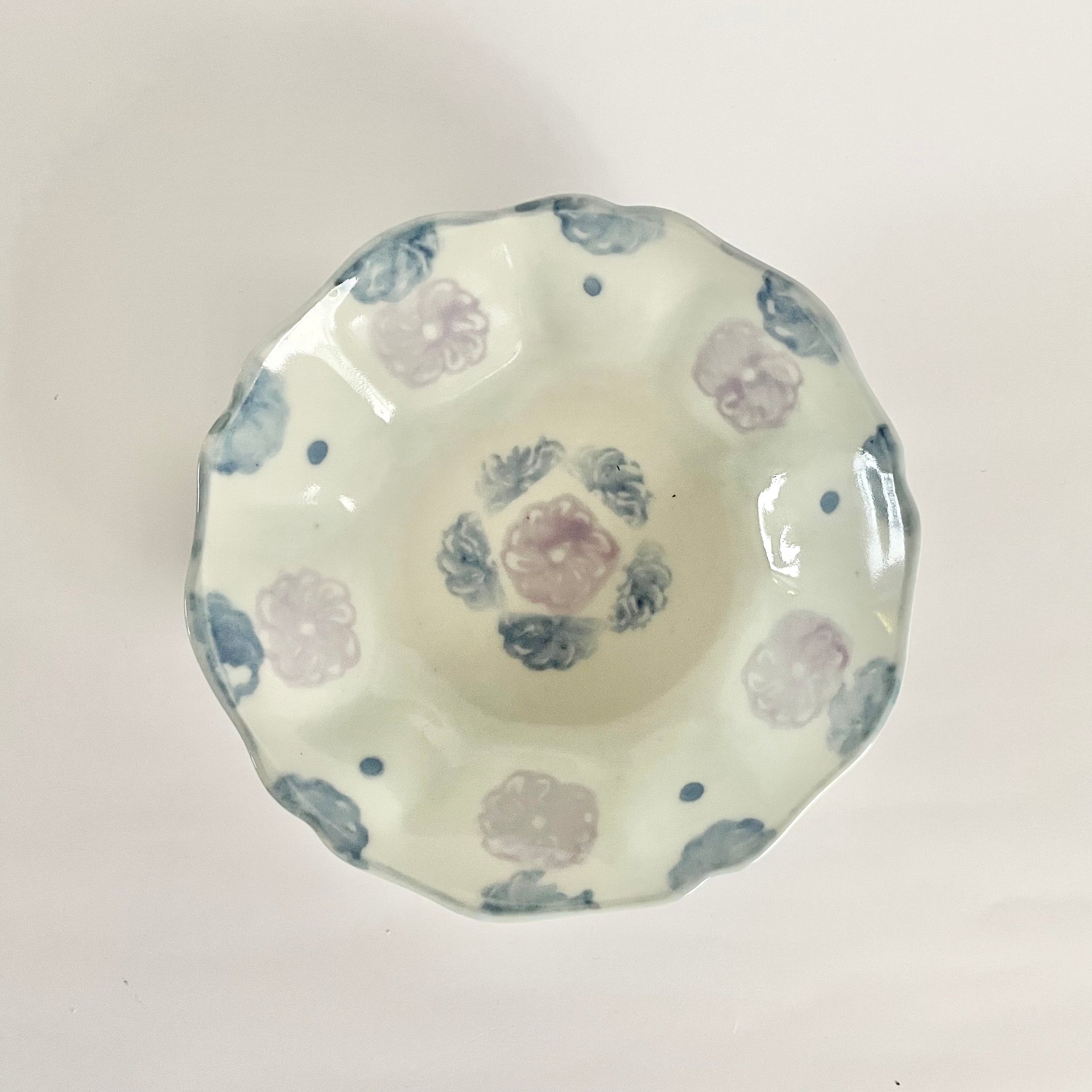 紫菊印判4寸鉢 – うつわショップ佑楽